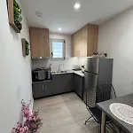 Stauroula & Thomas Homes Apartment