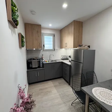 Stauroula & Thomas Homes Daire