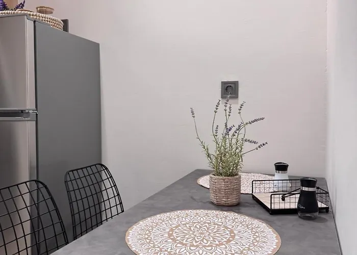 Stauroula & Thomas Homes Apartamento Kalamata